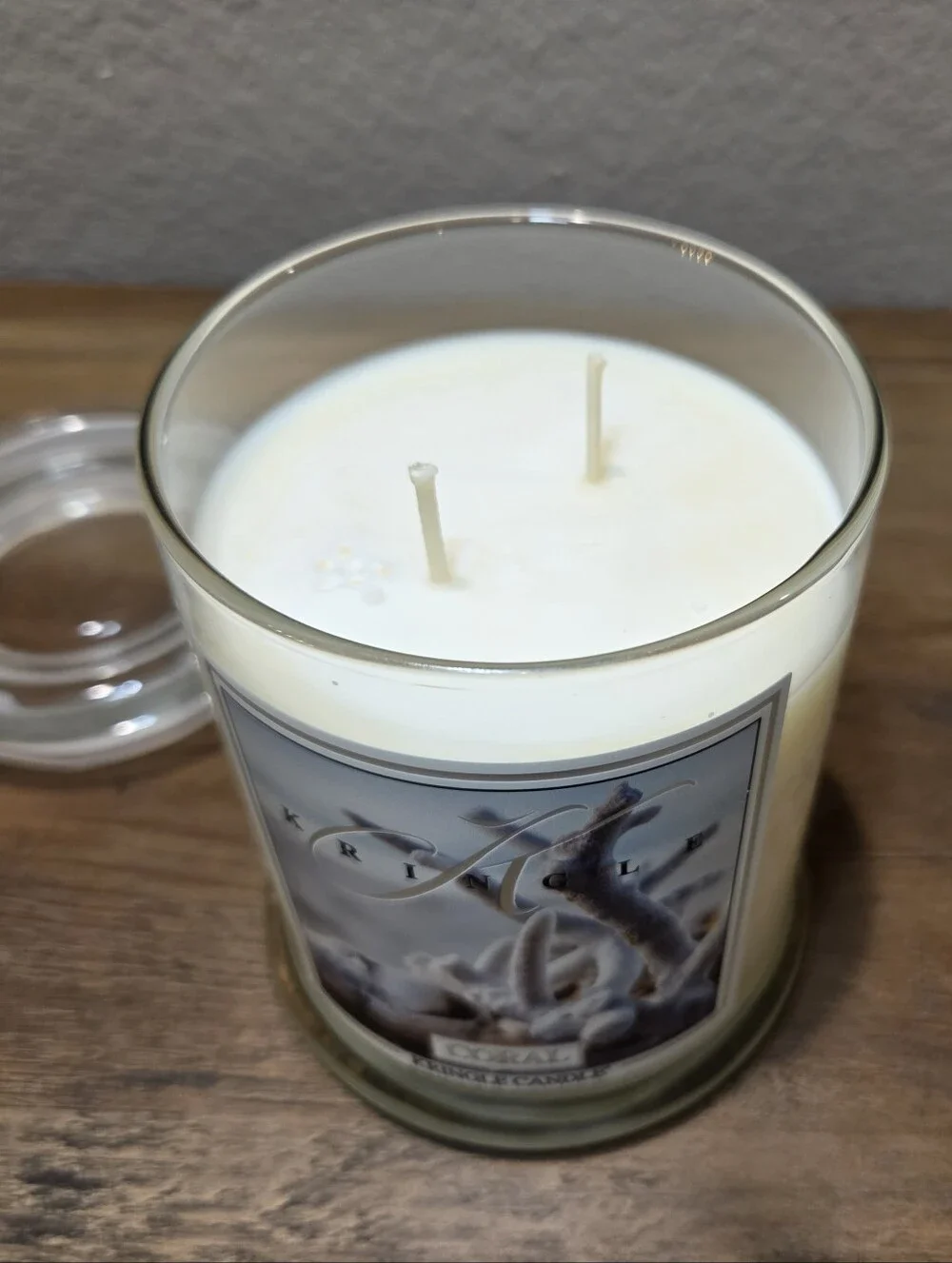 Kringle Candle Coral Medium 2 Wick New